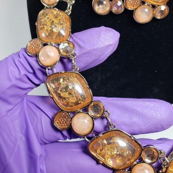 Gold-Tone Statement Necklace & Stone Drop Earrings Set – Elegant Women’s Jewelry - Picture 9 of 9